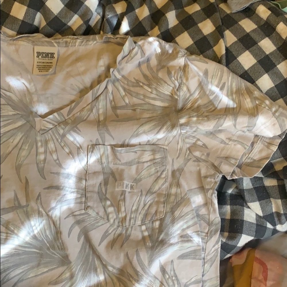 Vs short sleeve shirt